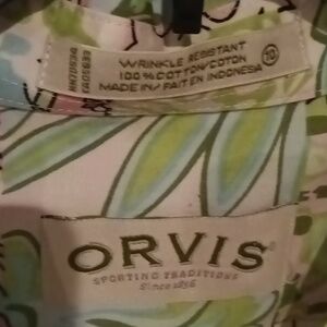 ORVIS floral/foliage print blouse w cuffed sleeves Size 12